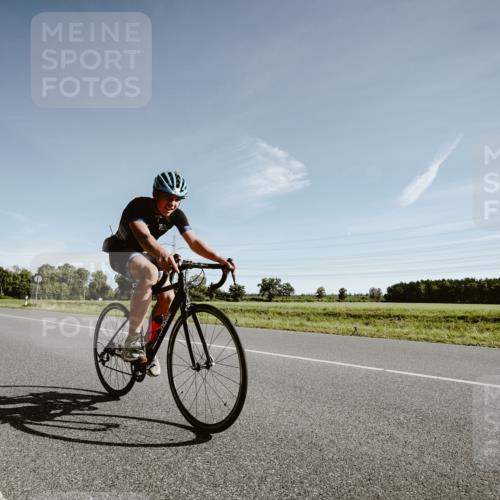 07.09.2025 - 19. Norderstedt Triathlon Michael Burmester http://msf.ph/oto/8849914 07.09.2025 10:39:28 Radfahren 93 meine-sportfotos.de