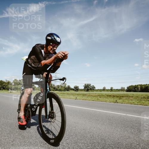 07.09.2025 - 19. Norderstedt Triathlon Michael Burmester http://msf.ph/oto/8849916 07.09.2025 14:08:08 Radfahren 393, 964, 969, 1020 meine-sportfotos.de