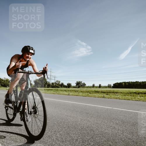 07.09.2025 - 19. Norderstedt Triathlon Michael Burmester http://msf.ph/oto/8849929 07.09.2025 10:39:51 Radfahren 109, 134 meine-sportfotos.de