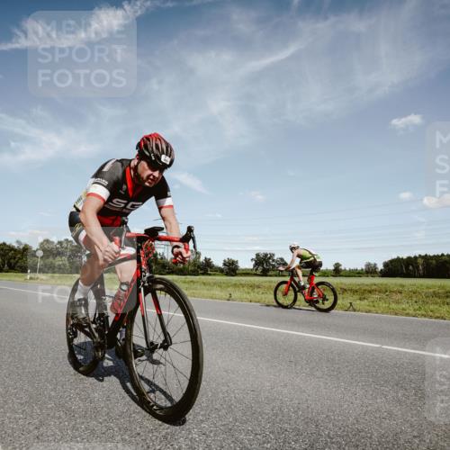 07.09.2025 - 19. Norderstedt Triathlon Michael Burmester http://msf.ph/oto/8849946 07.09.2025 14:08:26 Radfahren 987, 995, 1006, 1015 meine-sportfotos.de