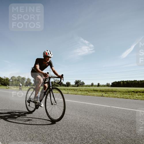 07.09.2025 - 19. Norderstedt Triathlon Michael Burmester http://msf.ph/oto/8849950 07.09.2025 10:40:25 Radfahren 108, 651 meine-sportfotos.de