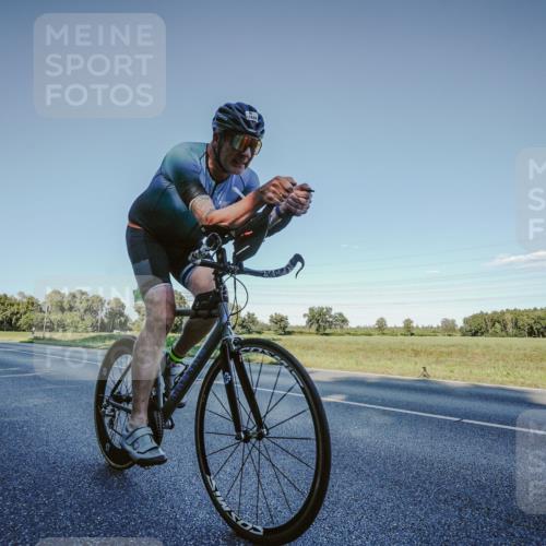 07.09.2025 - 19. Norderstedt Triathlon Michael Burmester http://msf.ph/oto/8849951 07.09.2025 16:19:24 Radfahren 937, 1446, 1628 meine-sportfotos.de