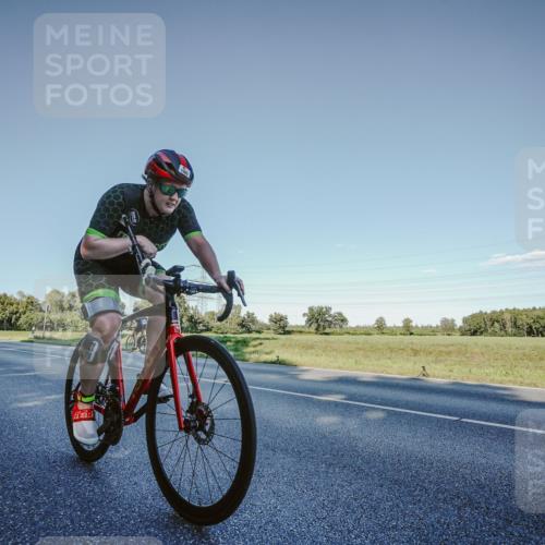 07.09.2025 - 19. Norderstedt Triathlon Michael Burmester http://msf.ph/oto/8849957 07.09.2025 16:19:34 Radfahren 432, 1083, 1559 meine-sportfotos.de