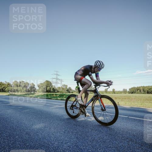 07.09.2025 - 19. Norderstedt Triathlon Michael Burmester http://msf.ph/oto/8849969 07.09.2025 16:19:43 Radfahren 935, 1556 meine-sportfotos.de
