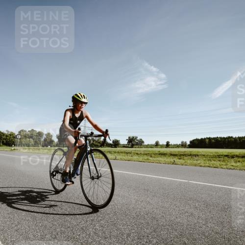 07.09.2025 - 19. Norderstedt Triathlon Michael Burmester http://msf.ph/oto/8849971 07.09.2025 10:40:59 Radfahren 70, 89, 114, 669 meine-sportfotos.de