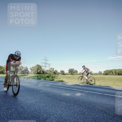 07.09.2025 - 19. Norderstedt Triathlon Michael Burmester http://msf.ph/oto/8849975 07.09.2025 16:19:53 Radfahren 945, 1417 meine-sportfotos.de