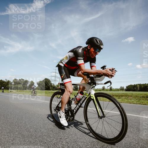 07.09.2025 - 19. Norderstedt Triathlon Michael Burmester http://msf.ph/oto/8849982 07.09.2025 14:08:51 Radfahren 986, 990, 992 meine-sportfotos.de