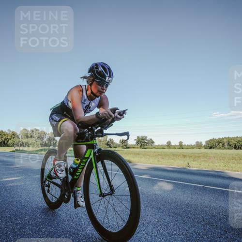 07.09.2025 - 19. Norderstedt Triathlon Michael Burmester http://msf.ph/oto/8849990 07.09.2025 16:20:07 Radfahren 936, 1104, 1458 meine-sportfotos.de