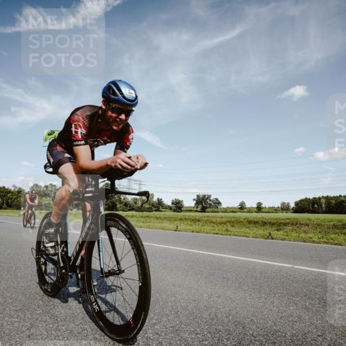 07.09.2025 - 19. Norderstedt Triathlon Michael Burmester http://msf.ph/oto/8849997 07.09.2025 14:09:05 Radfahren 959, 961, 1010 meine-sportfotos.de