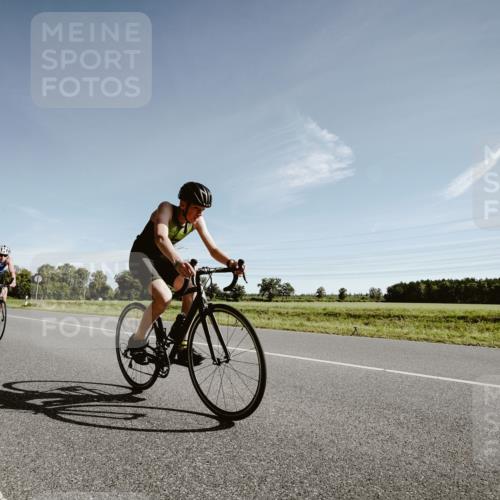 07.09.2025 - 19. Norderstedt Triathlon Michael Burmester http://msf.ph/oto/8850004 07.09.2025 10:41:32 Radfahren 115, 125, 126, 636, 643, 683 meine-sportfotos.de