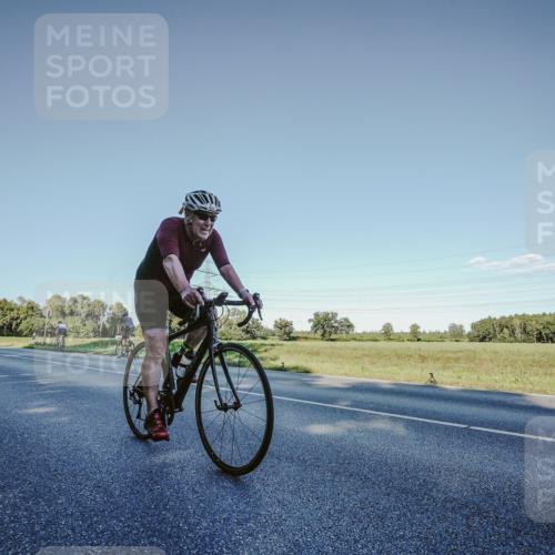 07.09.2025 - 19. Norderstedt Triathlon Michael Burmester http://msf.ph/oto/8850029 07.09.2025 16:20:56 Radfahren 1086, 1515, 1546 meine-sportfotos.de