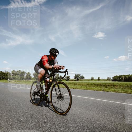07.09.2025 - 19. Norderstedt Triathlon Michael Burmester http://msf.ph/oto/8850042 07.09.2025 14:10:11 Radfahren 968 meine-sportfotos.de