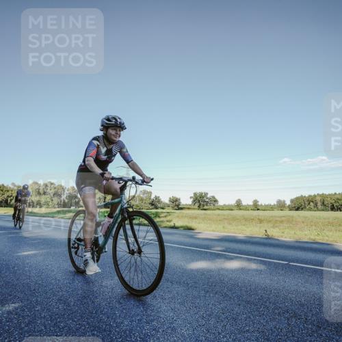 07.09.2025 - 19. Norderstedt Triathlon Michael Burmester http://msf.ph/oto/8850047 07.09.2025 16:21:35 Radfahren 926, 1472 meine-sportfotos.de