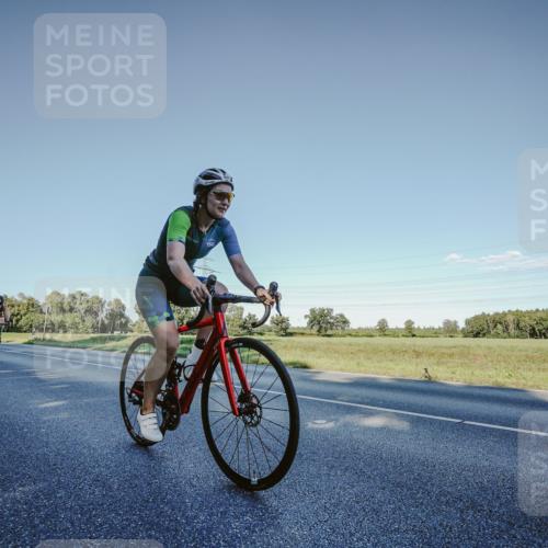 07.09.2025 - 19. Norderstedt Triathlon Michael Burmester http://msf.ph/oto/8850053 07.09.2025 16:21:47 Radfahren 1055, 1078 meine-sportfotos.de