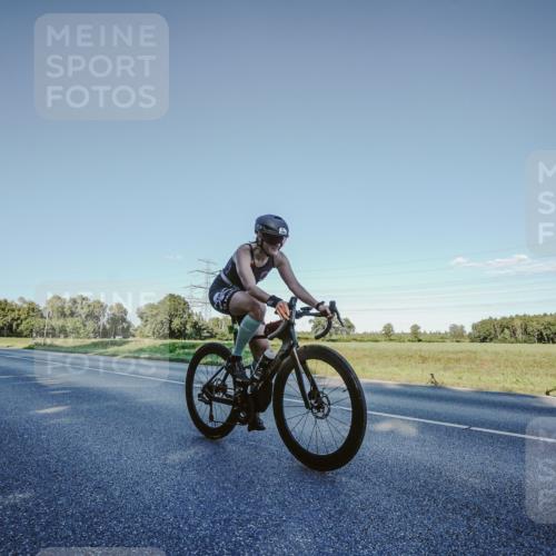07.09.2025 - 19. Norderstedt Triathlon Michael Burmester http://msf.ph/oto/8850056 07.09.2025 16:21:48 Radfahren 1055, 1078 meine-sportfotos.de