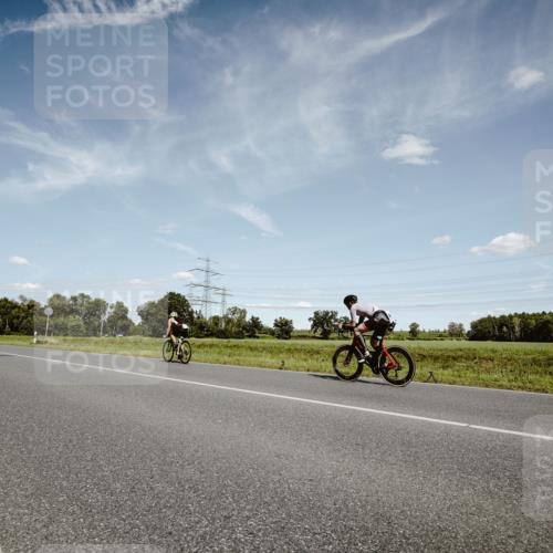 07.09.2025 - 19. Norderstedt Triathlon Michael Burmester http://msf.ph/oto/8850060 07.09.2025 14:10:23 Radfahren 388 meine-sportfotos.de