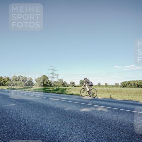 07.09.2025 - 19. Norderstedt Triathlon Michael Burmester http://msf.ph/oto/8850068 07.09.2025 16:21:59 Radfahren 1567 meine-sportfotos.de