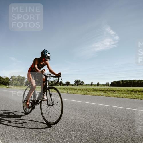 07.09.2025 - 19. Norderstedt Triathlon Michael Burmester http://msf.ph/oto/8850080 07.09.2025 10:43:43 Radfahren 91 meine-sportfotos.de