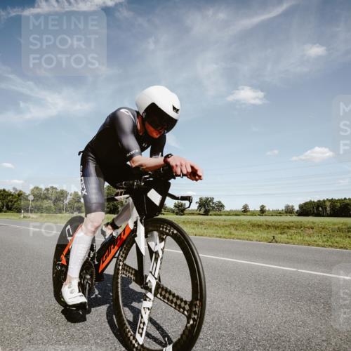 07.09.2025 - 19. Norderstedt Triathlon Michael Burmester http://msf.ph/oto/8850116 07.09.2025 14:10:49 Radfahren 1468 meine-sportfotos.de