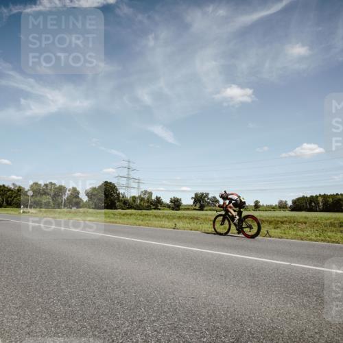 07.09.2025 - 19. Norderstedt Triathlon Michael Burmester http://msf.ph/oto/8850125 07.09.2025 14:11:02 Radfahren  meine-sportfotos.de