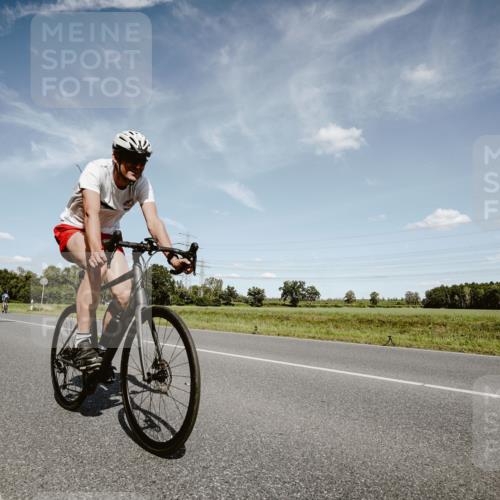 07.09.2025 - 19. Norderstedt Triathlon Michael Burmester http://msf.ph/oto/8850134 07.09.2025 14:11:14 Radfahren 1431, 1466 meine-sportfotos.de