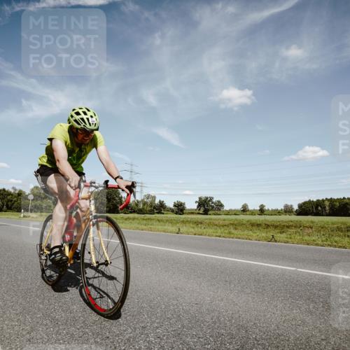 07.09.2025 - 19. Norderstedt Triathlon Michael Burmester http://msf.ph/oto/8850137 07.09.2025 14:11:15 Radfahren 1431, 1466 meine-sportfotos.de