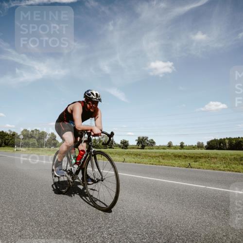 07.09.2025 - 19. Norderstedt Triathlon Michael Burmester http://msf.ph/oto/8850143 07.09.2025 14:11:24 Radfahren 363 meine-sportfotos.de