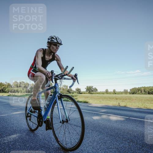07.09.2025 - 19. Norderstedt Triathlon Michael Burmester http://msf.ph/oto/8850145 07.09.2025 16:23:10 Radfahren 1098, 1575, 1585 meine-sportfotos.de