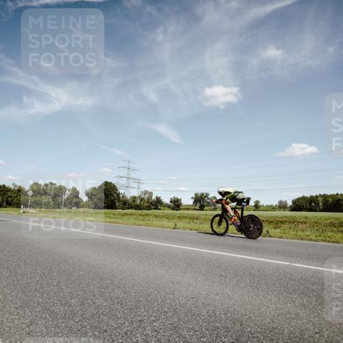 07.09.2025 - 19. Norderstedt Triathlon Michael Burmester http://msf.ph/oto/8850152 07.09.2025 14:11:36 Radfahren 970 meine-sportfotos.de