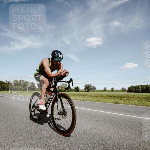 07.09.2025 - 19. Norderstedt Triathlon Michael Burmester http://msf.ph/oto/8850170 07.09.2025 14:11:47 Radfahren 369, 997, 1032 meine-sportfotos.de