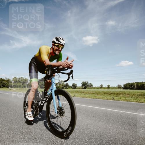07.09.2025 - 19. Norderstedt Triathlon Michael Burmester http://msf.ph/oto/8850173 07.09.2025 14:11:50 Radfahren 1032 meine-sportfotos.de