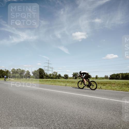 07.09.2025 - 19. Norderstedt Triathlon Michael Burmester http://msf.ph/oto/8850179 07.09.2025 14:11:55 Radfahren 1025 meine-sportfotos.de