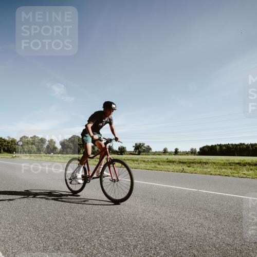 07.09.2025 - 19. Norderstedt Triathlon Michael Burmester http://msf.ph/oto/8850180 07.09.2025 10:51:38 Radfahren 94, 116 meine-sportfotos.de