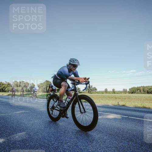 07.09.2025 - 19. Norderstedt Triathlon Michael Burmester http://msf.ph/oto/8850184 07.09.2025 16:24:05 Radfahren 1101 meine-sportfotos.de