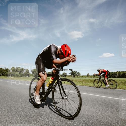 07.09.2025 - 19. Norderstedt Triathlon Michael Burmester http://msf.ph/oto/8850188 07.09.2025 14:12:07 Radfahren 911, 1029 meine-sportfotos.de