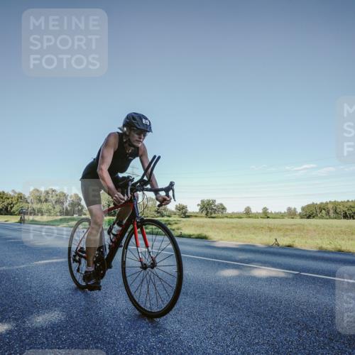 07.09.2025 - 19. Norderstedt Triathlon Michael Burmester http://msf.ph/oto/8850199 07.09.2025 16:24:17 Radfahren 412, 429, 925, 947 meine-sportfotos.de