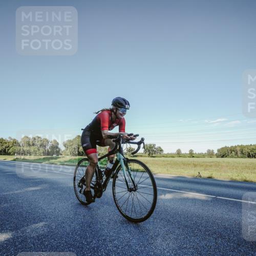 07.09.2025 - 19. Norderstedt Triathlon Michael Burmester http://msf.ph/oto/8850208 07.09.2025 16:24:25 Radfahren 1066 meine-sportfotos.de