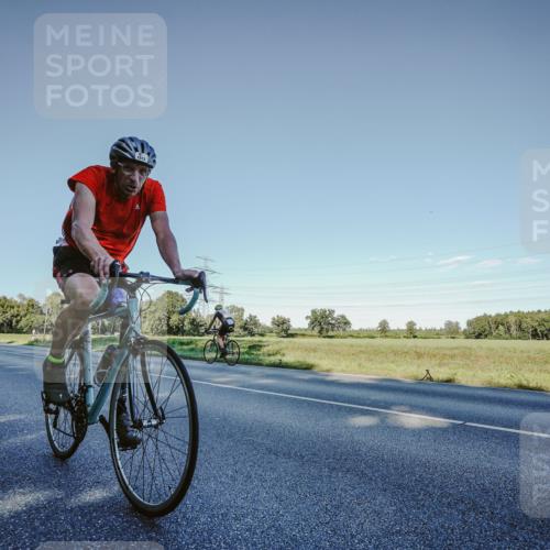 07.09.2025 - 19. Norderstedt Triathlon Michael Burmester http://msf.ph/oto/8850229 07.09.2025 16:25:09 Radfahren 914, 1513 meine-sportfotos.de