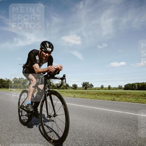 07.09.2025 - 19. Norderstedt Triathlon Michael Burmester http://msf.ph/oto/8850266 07.09.2025 14:13:21 Radfahren 394, 962, 965 meine-sportfotos.de
