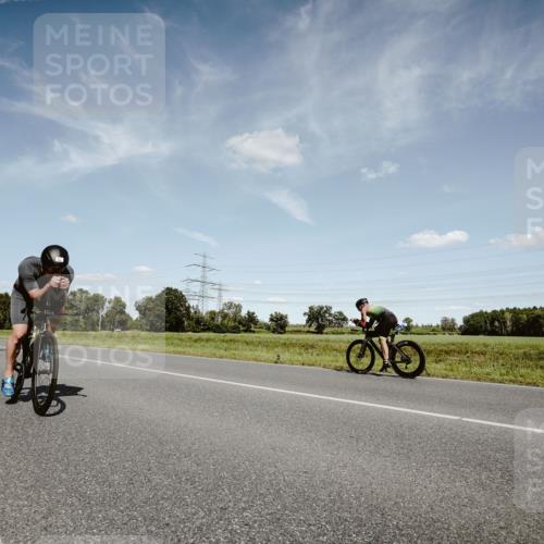 07.09.2025 - 19. Norderstedt Triathlon Michael Burmester http://msf.ph/oto/8850269 07.09.2025 14:13:22 Radfahren 394, 863, 965 meine-sportfotos.de