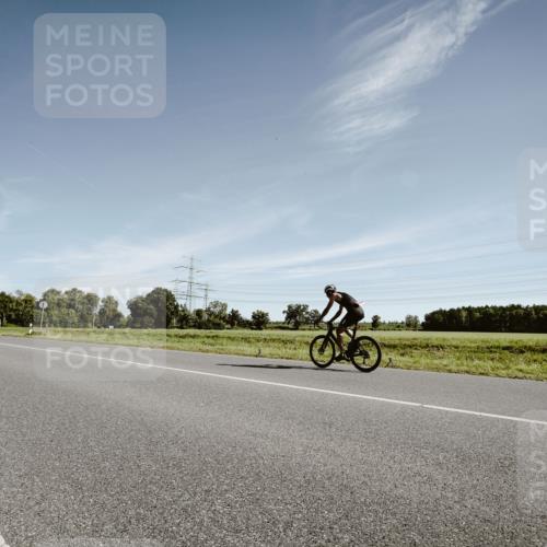 07.09.2025 - 19. Norderstedt Triathlon Michael Burmester http://msf.ph/oto/8850273 07.09.2025 11:03:41 Radfahren 1171 meine-sportfotos.de