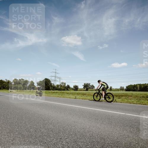 07.09.2025 - 19. Norderstedt Triathlon Michael Burmester http://msf.ph/oto/8850275 07.09.2025 14:13:23 Radfahren 394, 863, 965 meine-sportfotos.de