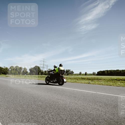 07.09.2025 - 19. Norderstedt Triathlon Michael Burmester http://msf.ph/oto/8850294 07.09.2025 11:04:05 Radfahren 1196 meine-sportfotos.de