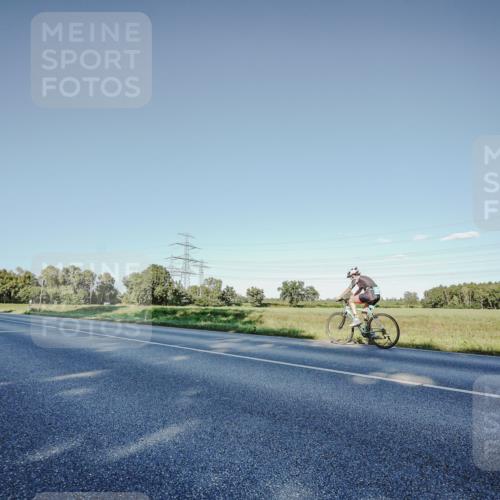 07.09.2025 - 19. Norderstedt Triathlon Michael Burmester http://msf.ph/oto/8850310 07.09.2025 16:28:09 Radfahren  meine-sportfotos.de