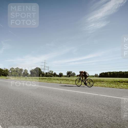 07.09.2025 - 19. Norderstedt Triathlon Michael Burmester http://msf.ph/oto/8850312 07.09.2025 11:04:53 Radfahren 238 meine-sportfotos.de
