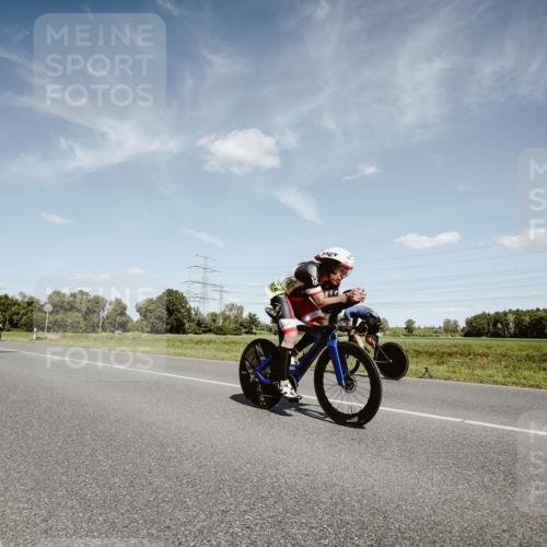 07.09.2025 - 19. Norderstedt Triathlon Michael Burmester http://msf.ph/oto/8850320 07.09.2025 14:13:54 Radfahren 985, 1039, 1471, 1478 meine-sportfotos.de