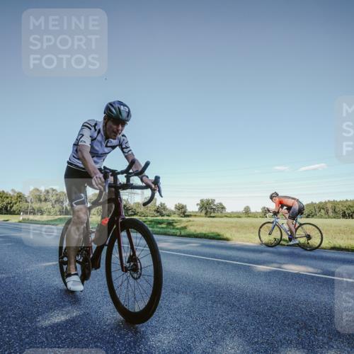 07.09.2025 - 19. Norderstedt Triathlon Michael Burmester http://msf.ph/oto/8850352 07.09.2025 16:29:31 Radfahren 376, 1464 meine-sportfotos.de