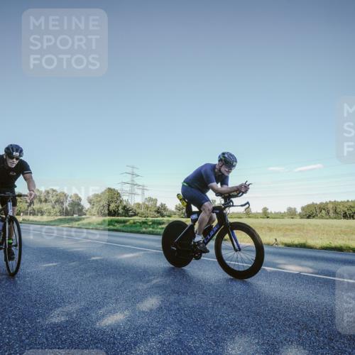 07.09.2025 - 19. Norderstedt Triathlon Michael Burmester http://msf.ph/oto/8850361 07.09.2025 16:29:58 Radfahren 864, 924, 1448 meine-sportfotos.de