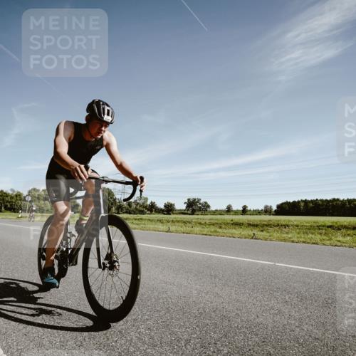 07.09.2025 - 19. Norderstedt Triathlon Michael Burmester http://msf.ph/oto/8850372 07.09.2025 11:06:21 Radfahren 1208 meine-sportfotos.de
