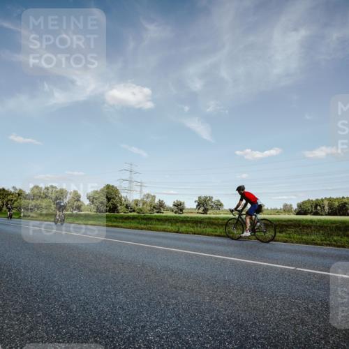 07.09.2025 - 19. Norderstedt Triathlon Michael Burmester http://msf.ph/oto/8850389 07.09.2025 14:14:45 Radfahren  meine-sportfotos.de